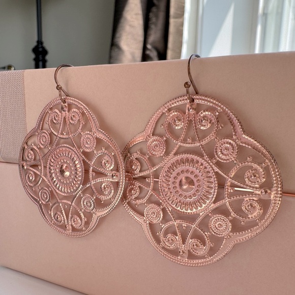 Rose Gold Dangle Earrings Filigree Drop Statement Earrings Medallion - Picture 3 of 7